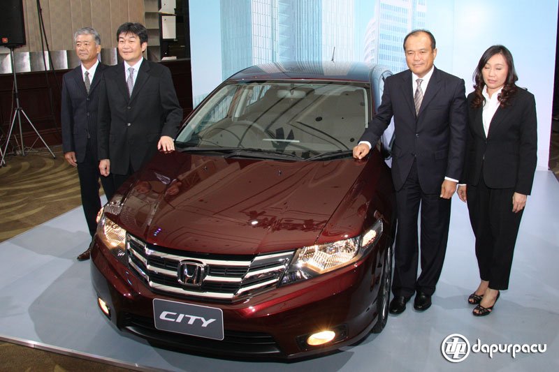 Honda_City_2012_Facelift_02.jpg