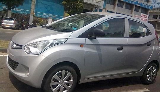 Hyundai-Eon-Small-Car-2.jpg