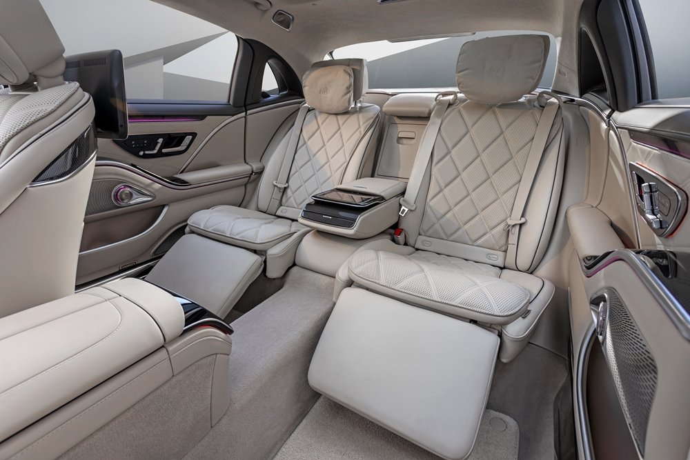 Mercedes-Maybach-S-Class-9.jpg