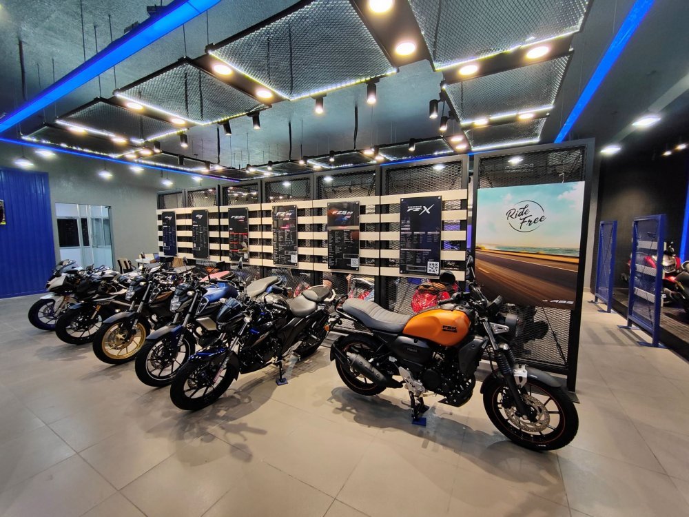 Yamaha Blue Square Coimbatore Interior_2.jpg