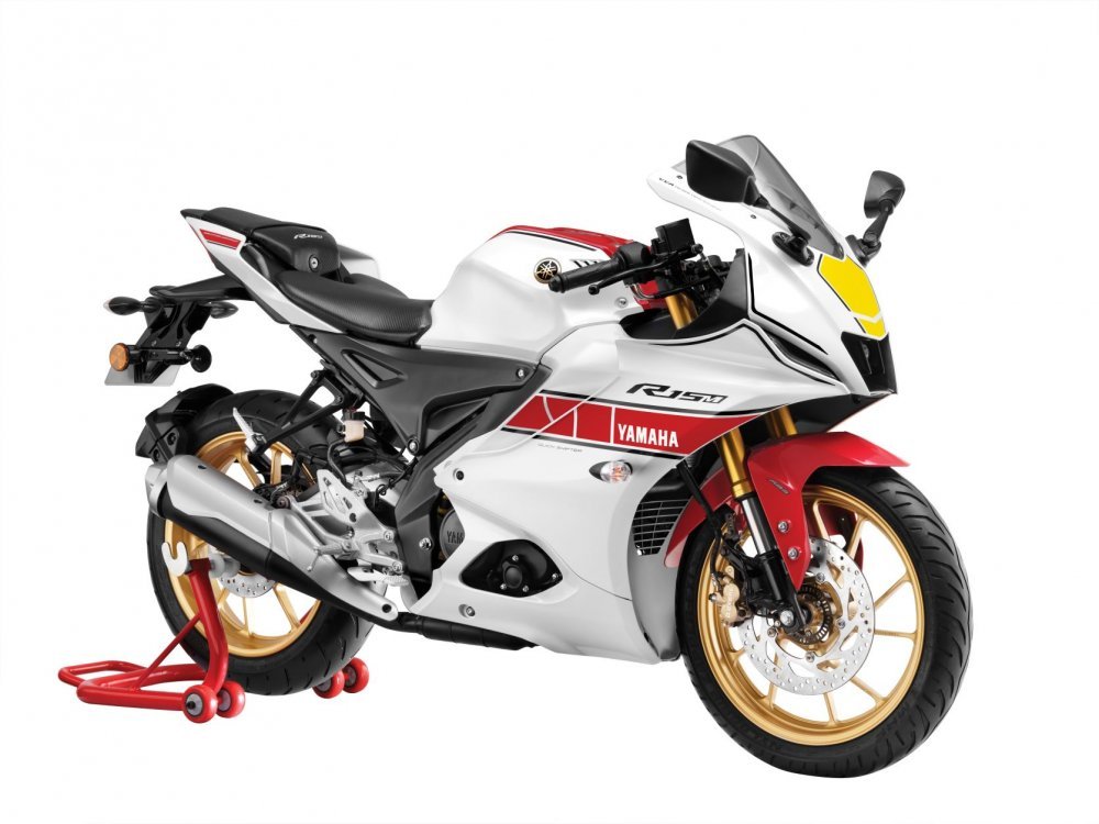 Yamaha-R15M-60th.jpg