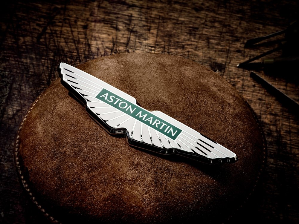 Aston-Martin-Wings-Badge.jpg