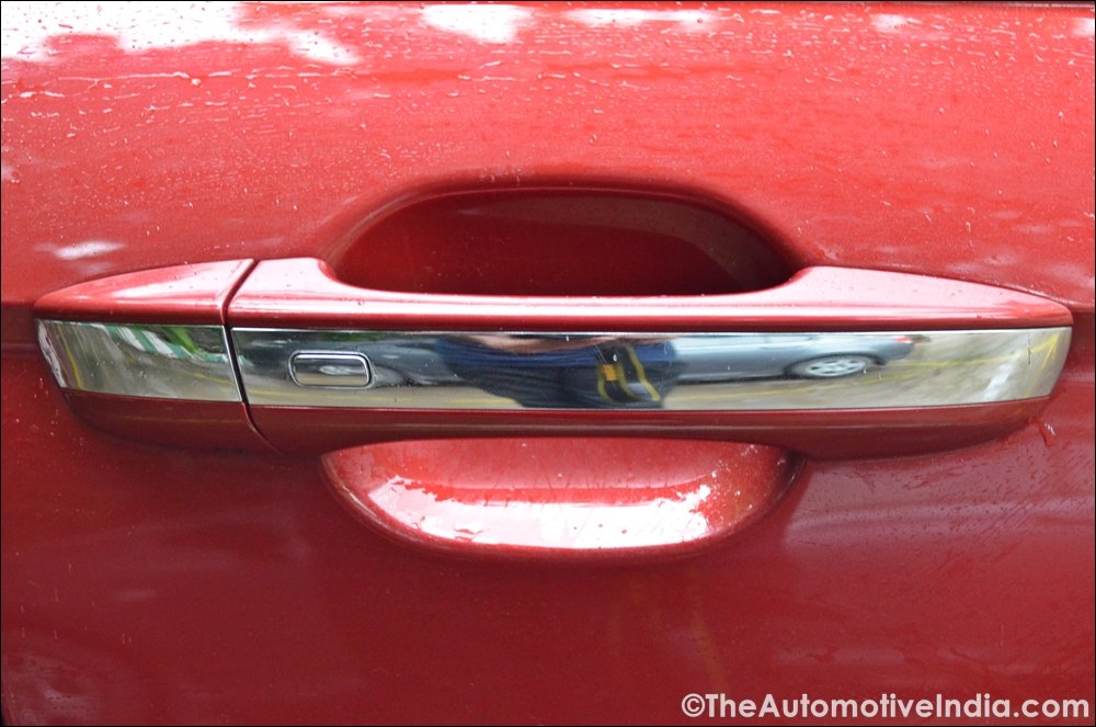 Volkswagen-Virtus-Door-Handle.JPG