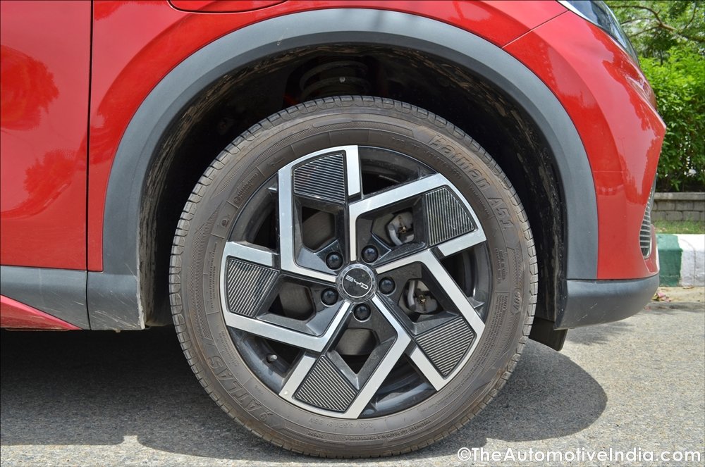 BYD-Atto-3-Alloy-Wheels.JPG