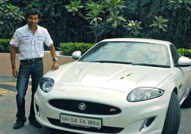 narain karthikeyan jaguar xkr.jpg