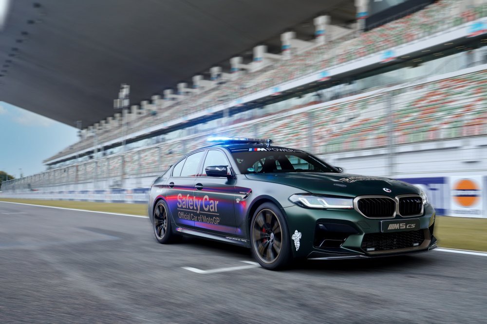 03 The BMW M5 CS MotoGP™ Safety Car.jpg