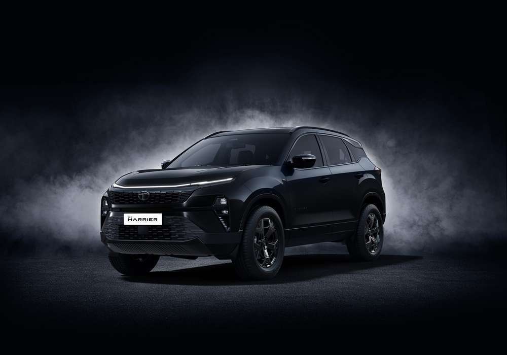 Tata-Harrier-Oberon-Black.jpg