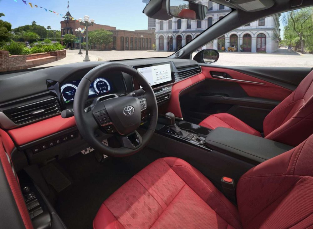 Toyota-Camry-2024-Sport-Interiors .jpg