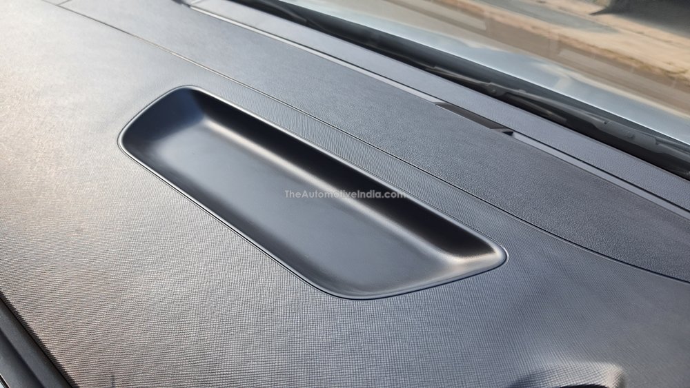 Skoda-Slavia-Dashboard-Top-Storage.jpg