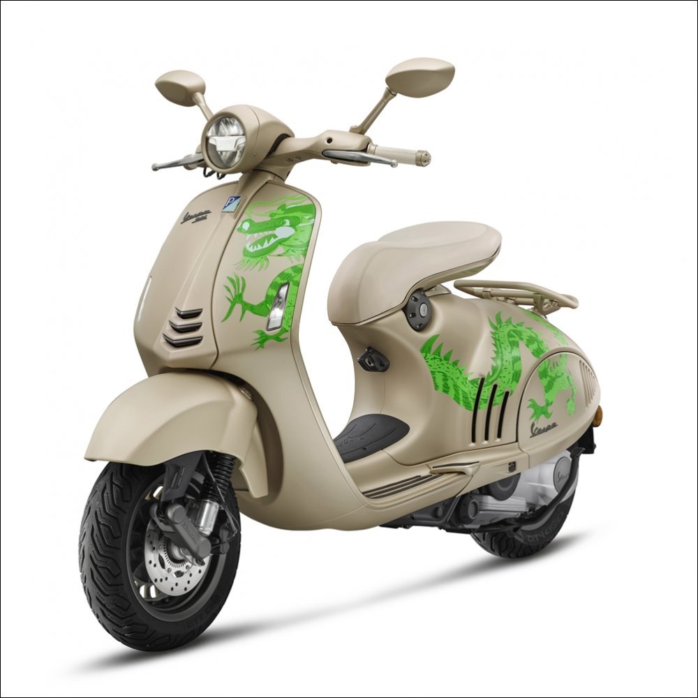 Vespa-946-Side.jpg