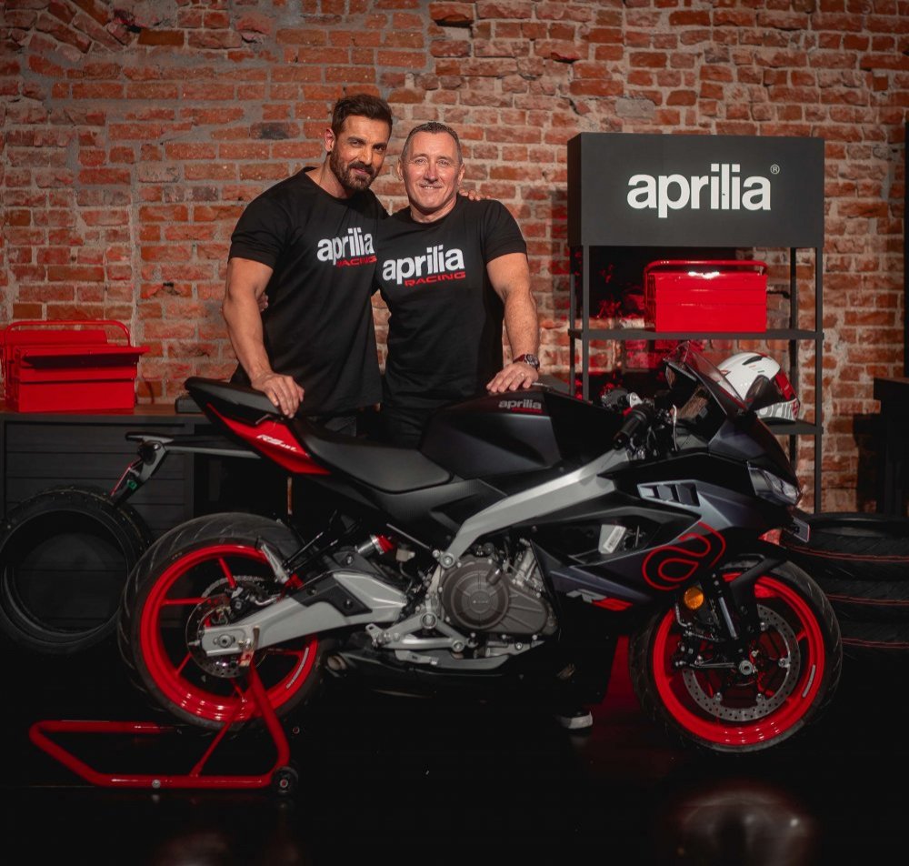 John-Abraham-Aprilia-India .JPG