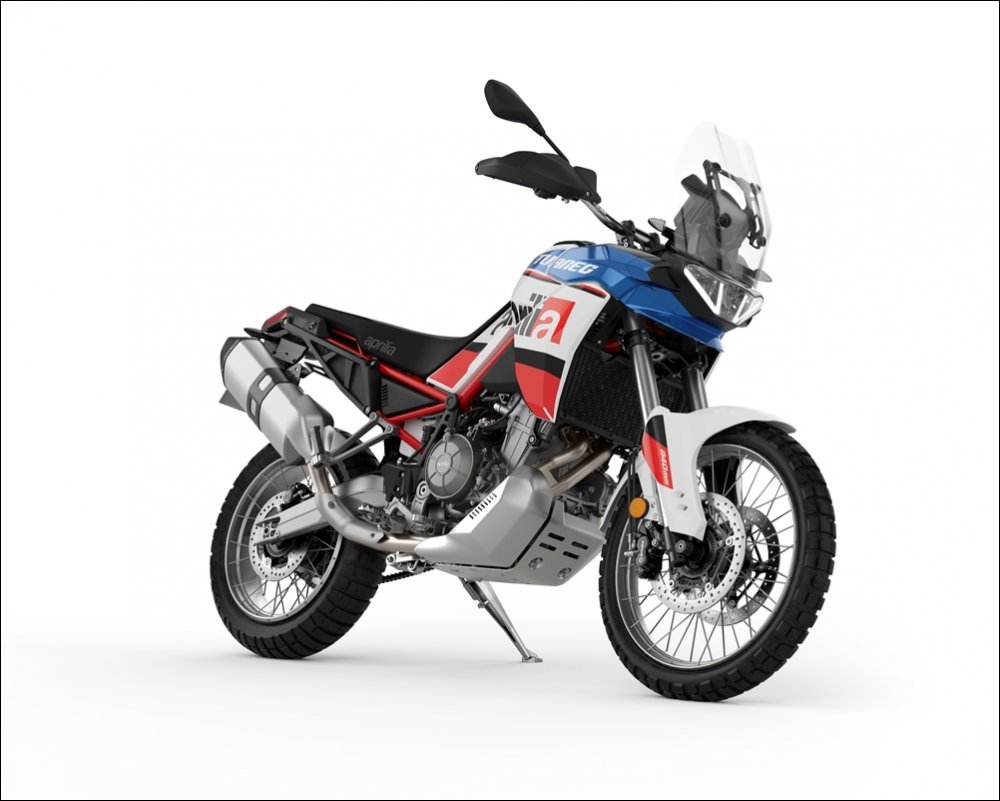 Aprilia_Tuareg_Dakar-Podium_3-4-ant-dx-cavalletto.jpg