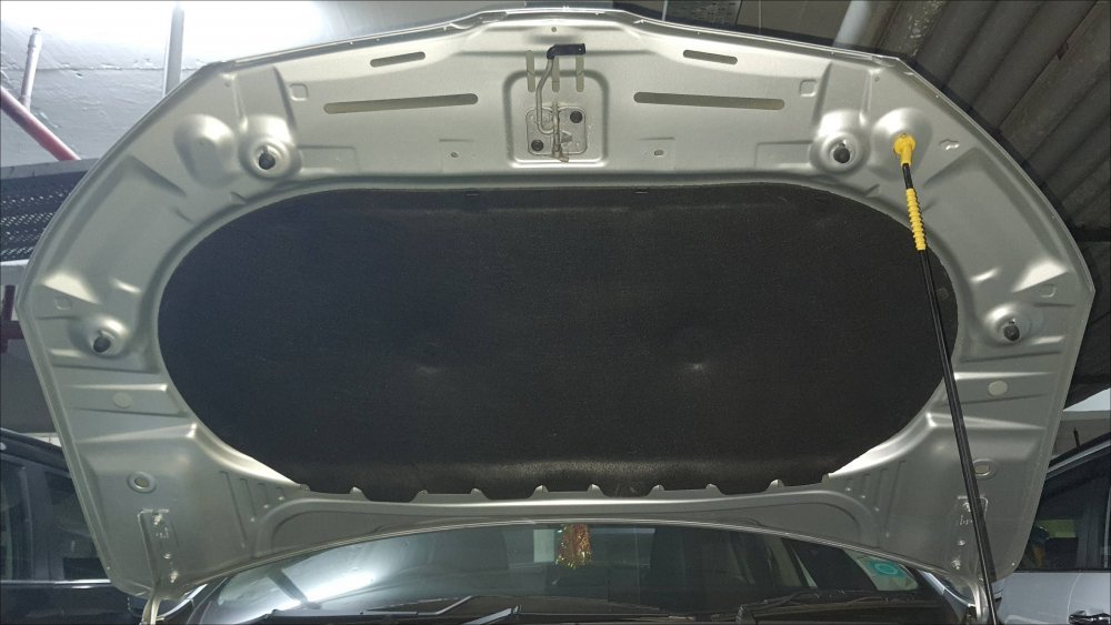 Skoda-Slavia-Hood-Insulation .jpg