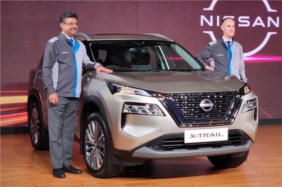 20240717084935_Nissan_X_Trail_India_with_management.jpg