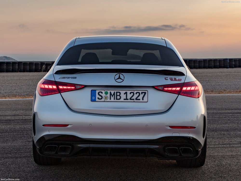 Mercedes-AMG-C63-S-E-Performance-Rear.jpg