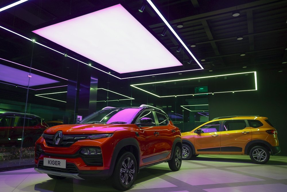 Renault-new’R store-Chennai-3.jpeg