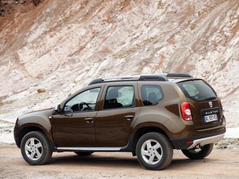 Dacia-Duster_2011_1024x768_wallpaper_34.jpg