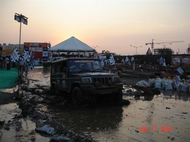 mahindra_bolero_off_road.jpg