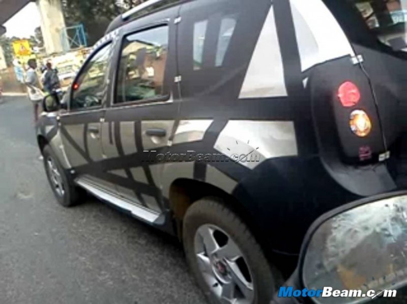 2012_Renault_Duster_Spied.jpg