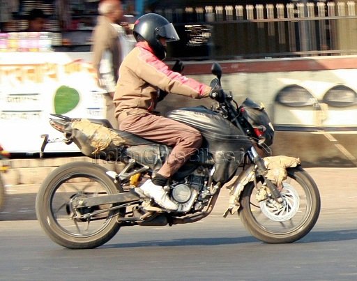 New-2012-Bajaj-Pulsar-7.jpg