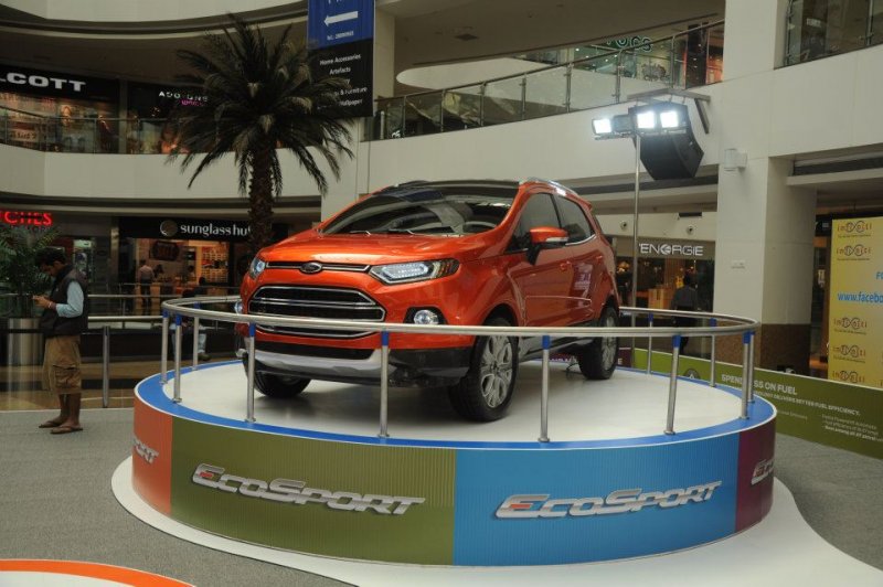 Ford Ecosport Mall Mumbai (2).jpg