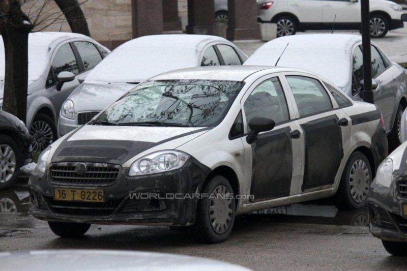 2013-Fiat-Linea-facelift-front-three-quarters.jpg