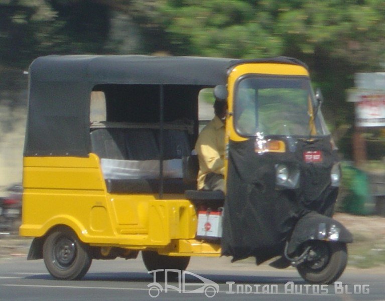 Bajaj-Autorickshaw-facelift.jpg