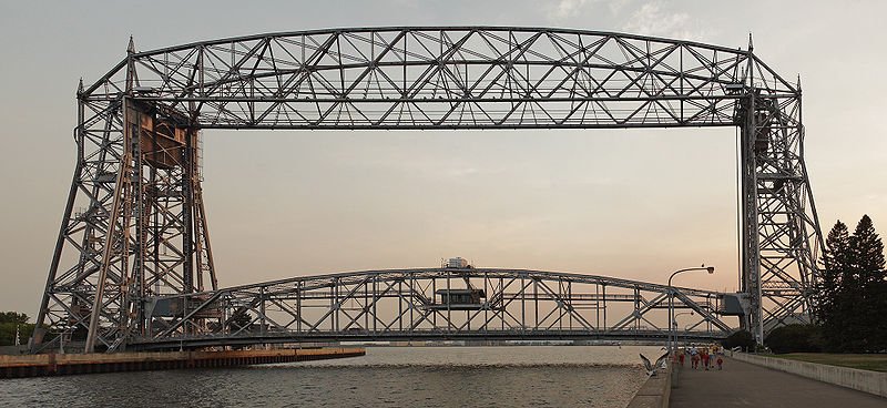 Duluth_Aerial_Bridge in 2007.jpg