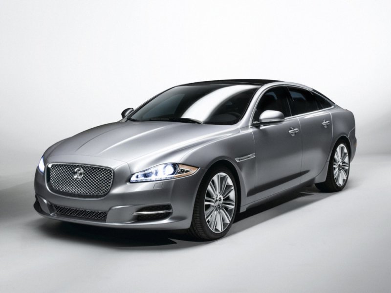 2010-jaguar-xj1.jpg