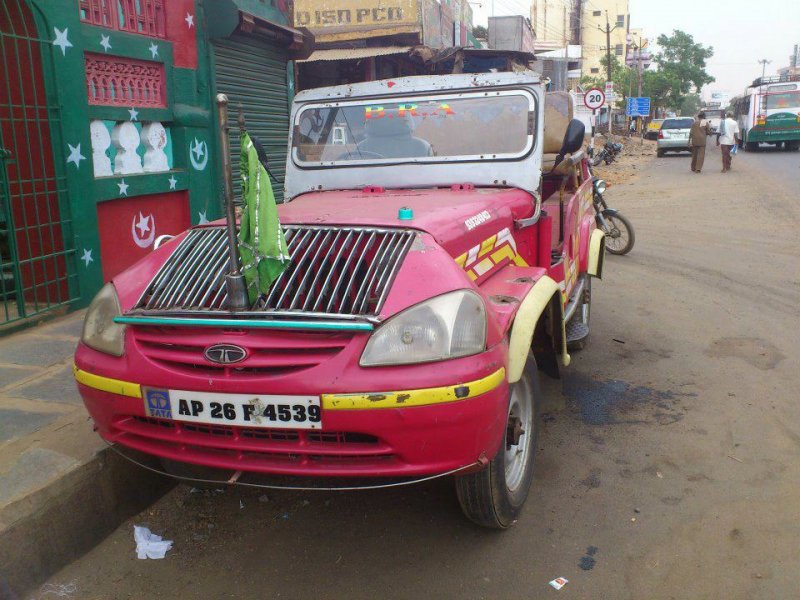 Jeep Modified Indica.jpg