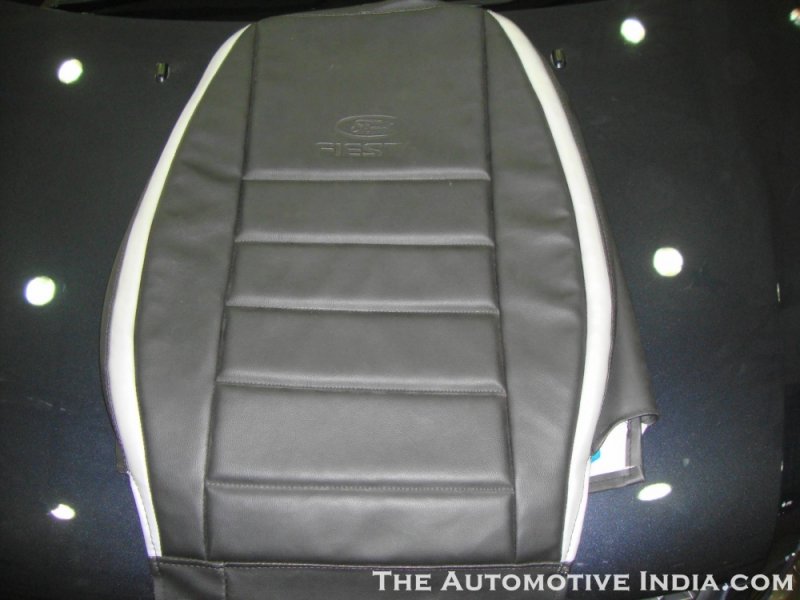 Ford-Fiesta-Classic-Official-Black-Seat-Covers.jpg