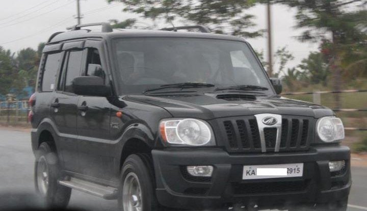 Mahindra Scorpio LX 4x4.jpg