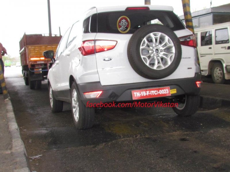 Ford-Ecosport-Spied-testing-india-1.jpg