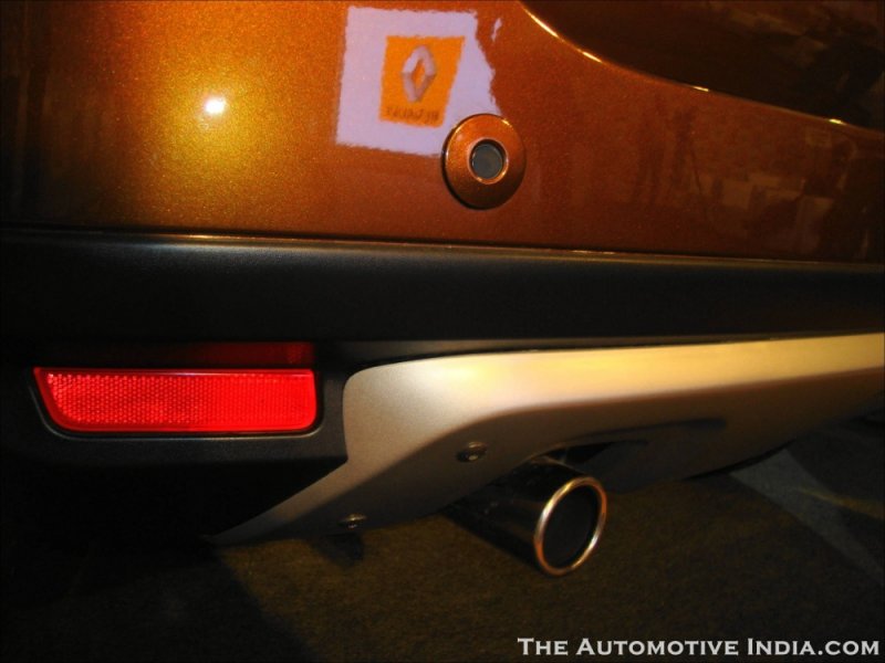 Renault-Duster-Exhaust-Tip.jpg