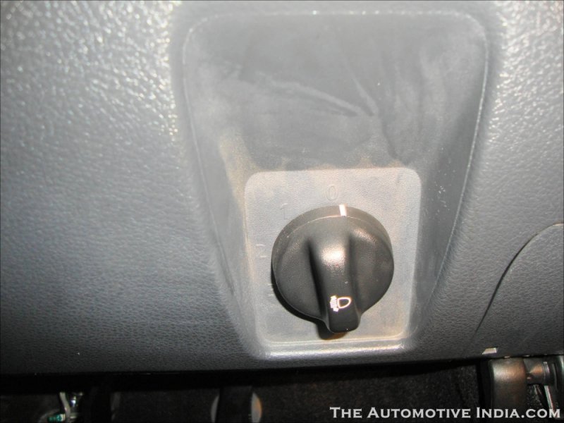 Renault-Duster-Beam-Adjust.jpg