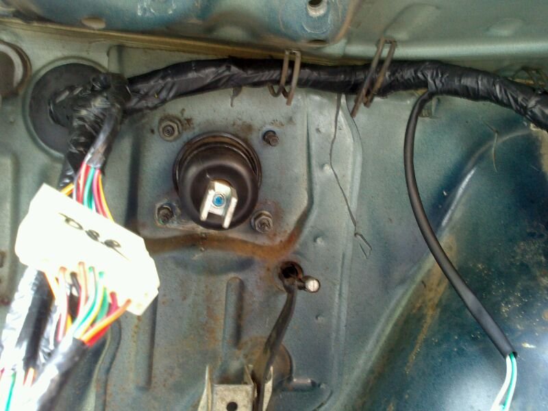 wiring rubber inside.jpg