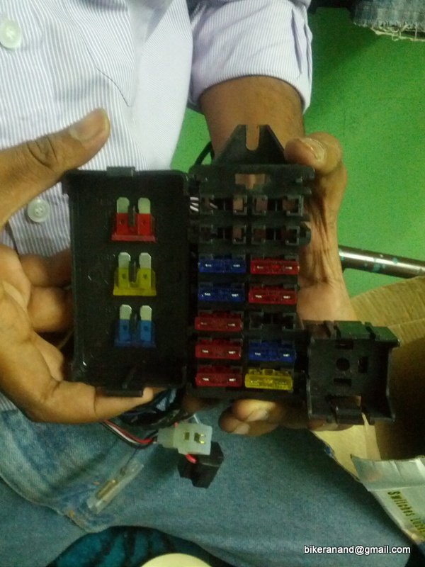 09-with fuses.jpg