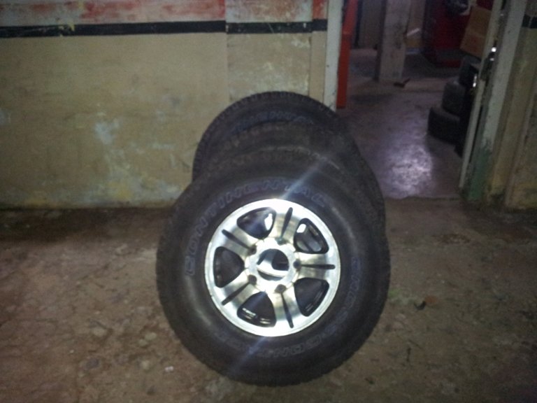 tyre alloy.jpg