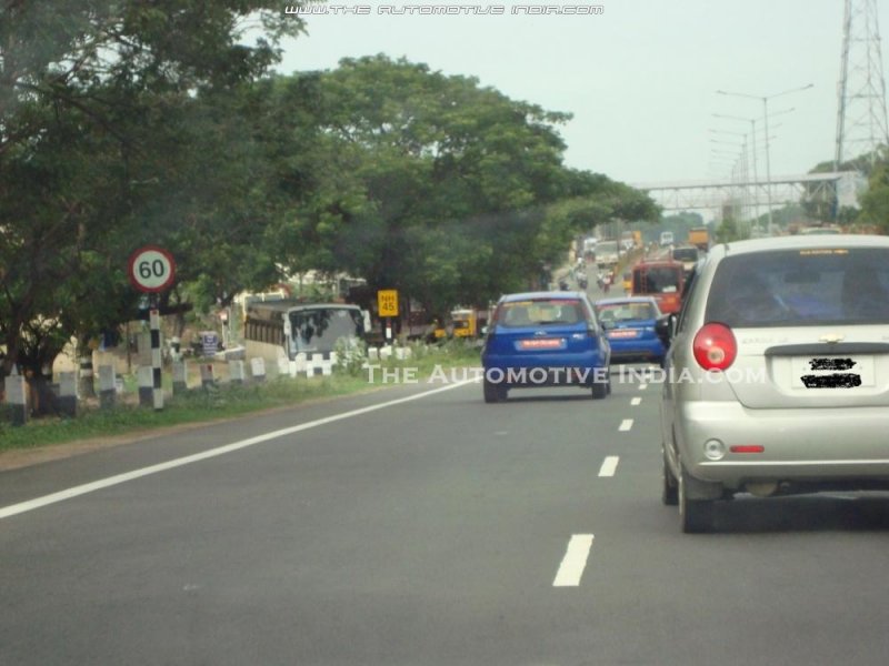 New-Ford-Figo-Blue-Facelift-1.jpg