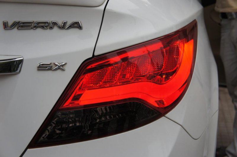 Hyundai-Verna-Fluidic-Audi-Style-Taillights.jpg