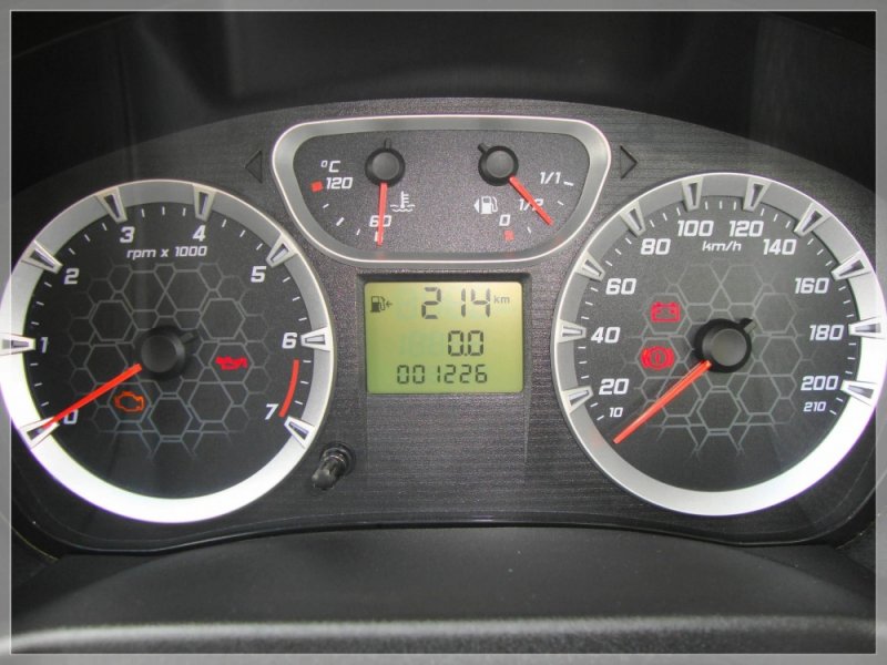 instrument-cluster.jpg