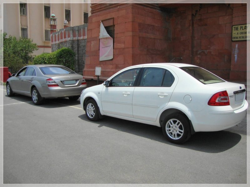 Ford-Fiesta-Rear-View.jpg