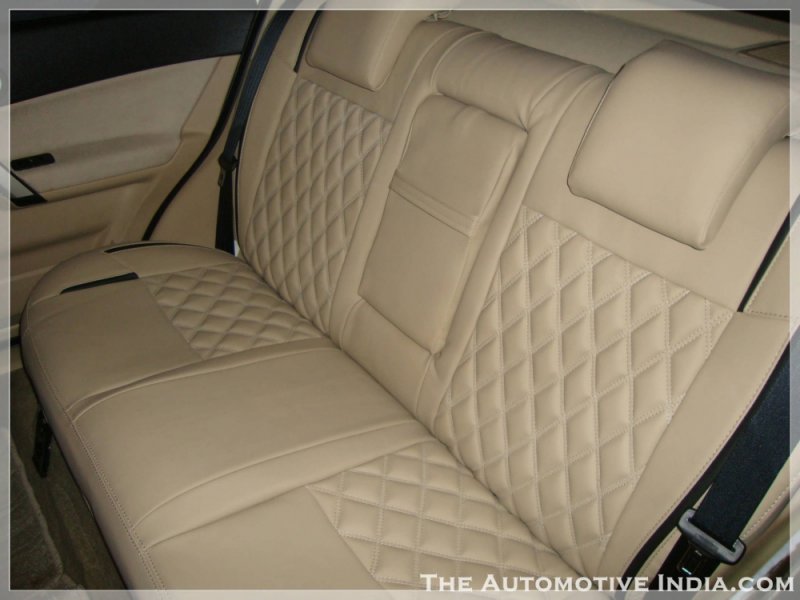 Rear-Seats.jpg