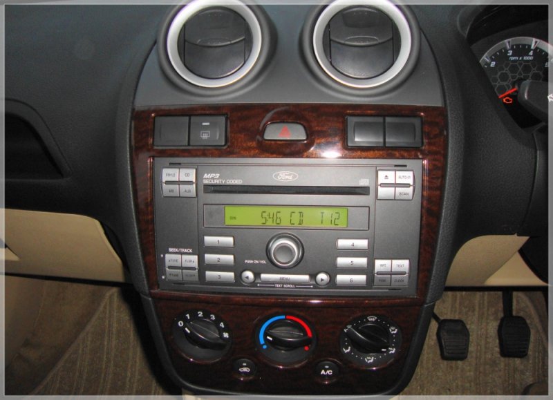 Music-System-Head-Unit.jpg