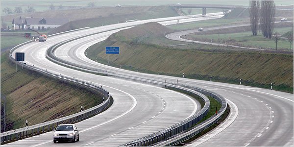 16autobahn.600.jpg