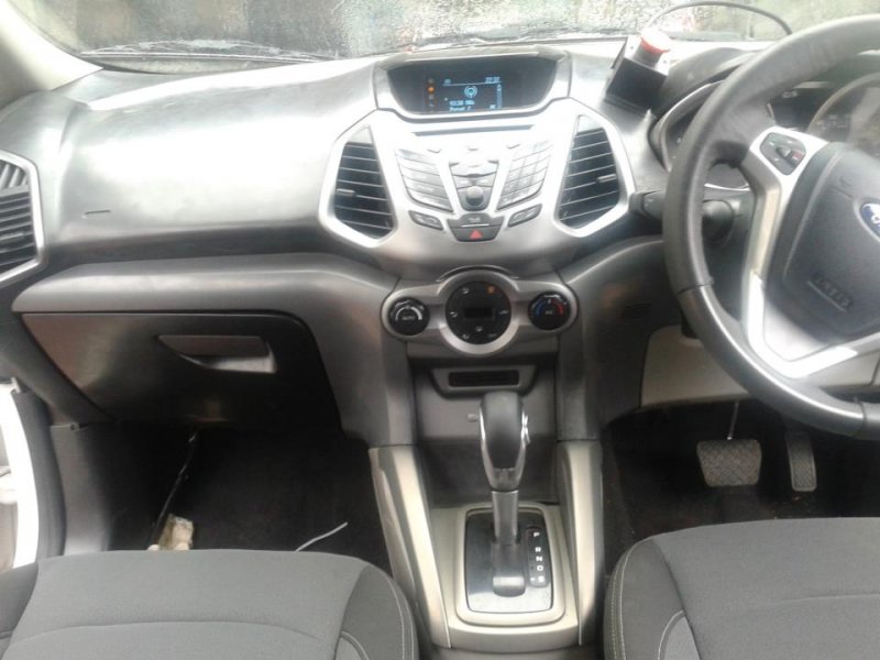 Ford_EcoSport_Interior_Automatic-5.jpg