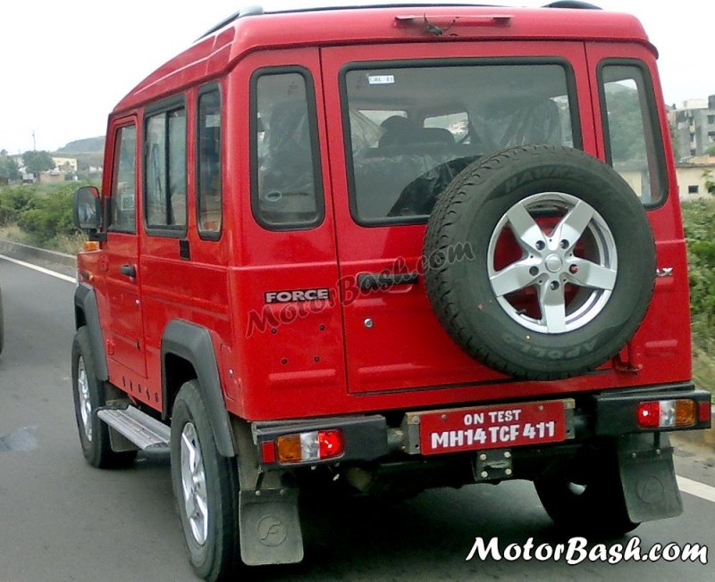 New-2012-Force-Gurkha-Trax-4.jpg