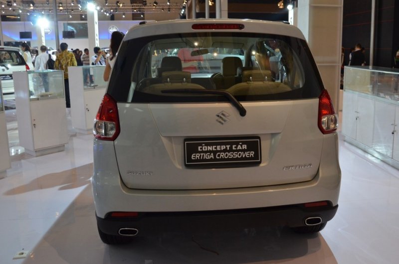 ertiga-crossover-2-950x629.jpg