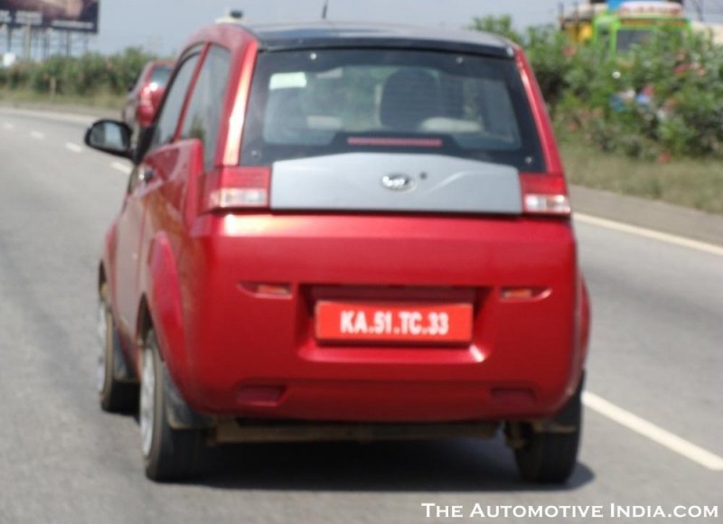 Mahindra-Reva-NXR-Spyshot-1.jpg