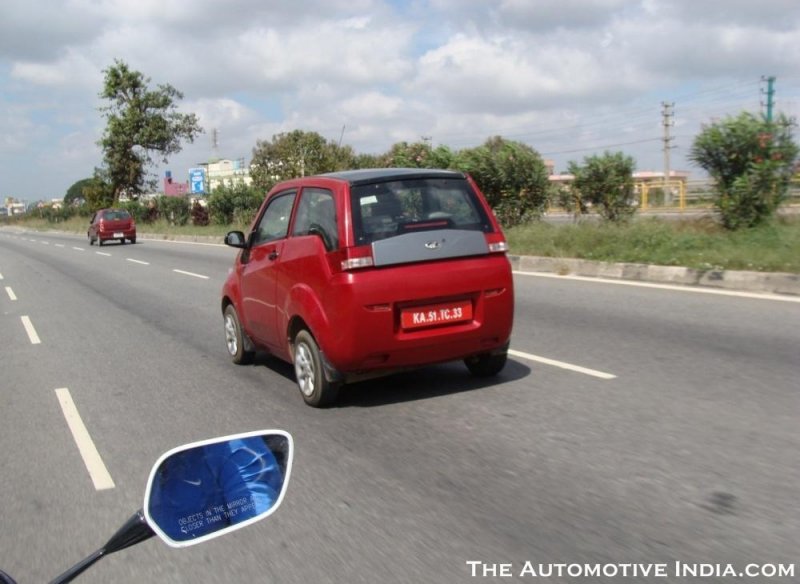 Mahindra-Reva-NXR-Spyshot-3.jpg